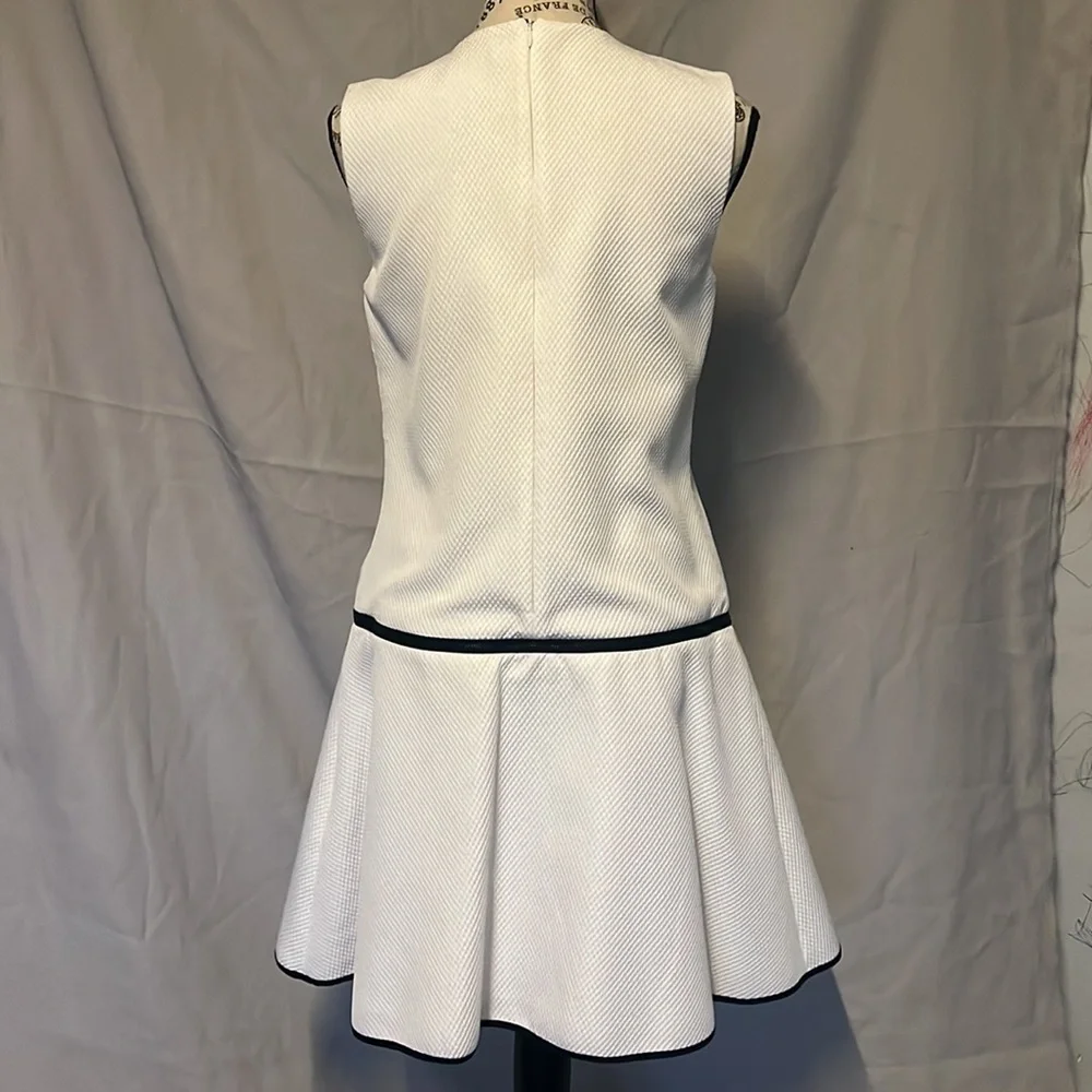 Victoria Beckham White Mini A-line Sleeveless Dress - Picture 4 of 8